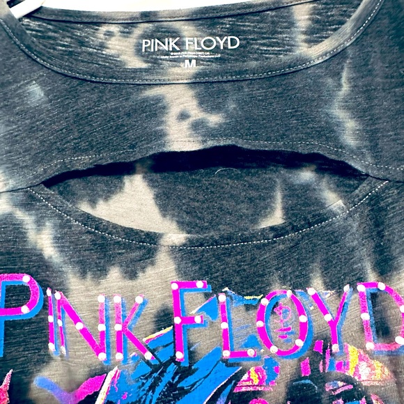 PINK Floyd 2019 Ltd., Women Black /Gray Camo Short Sleeves T-shirt Size M - Picture 3 of 5